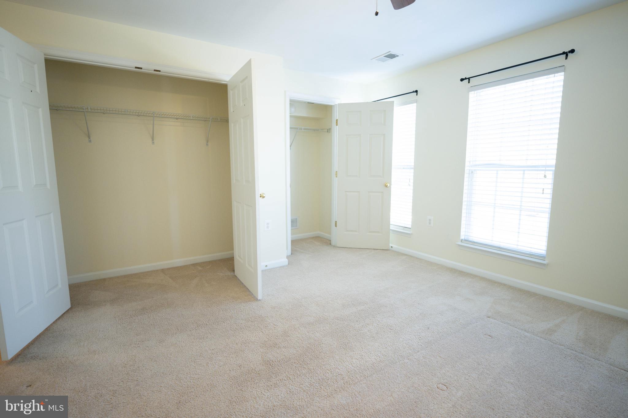 MARKET CENTER - Residential Lease