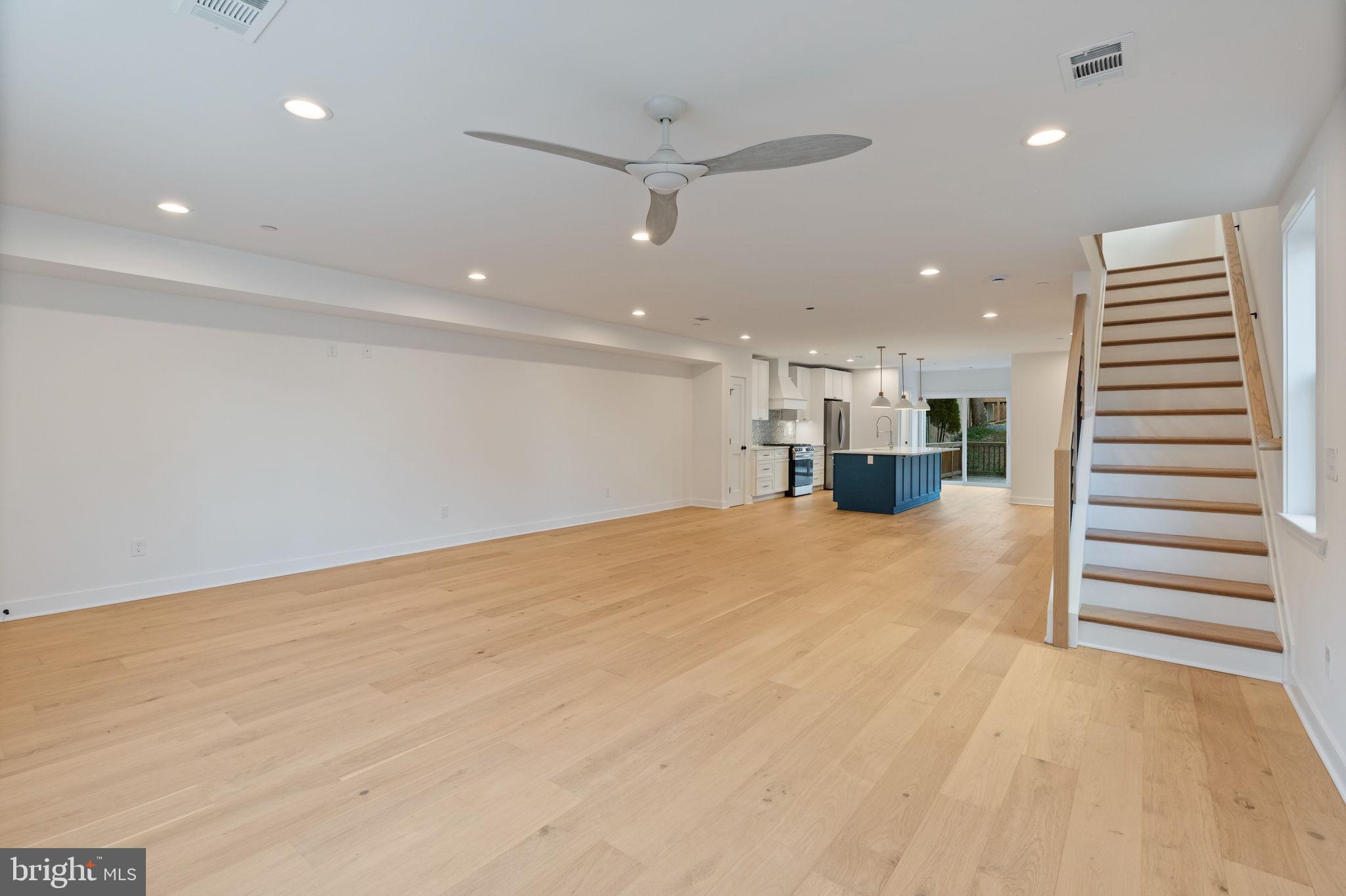 HAMPDEN HISTORIC DISTRICT - Residential