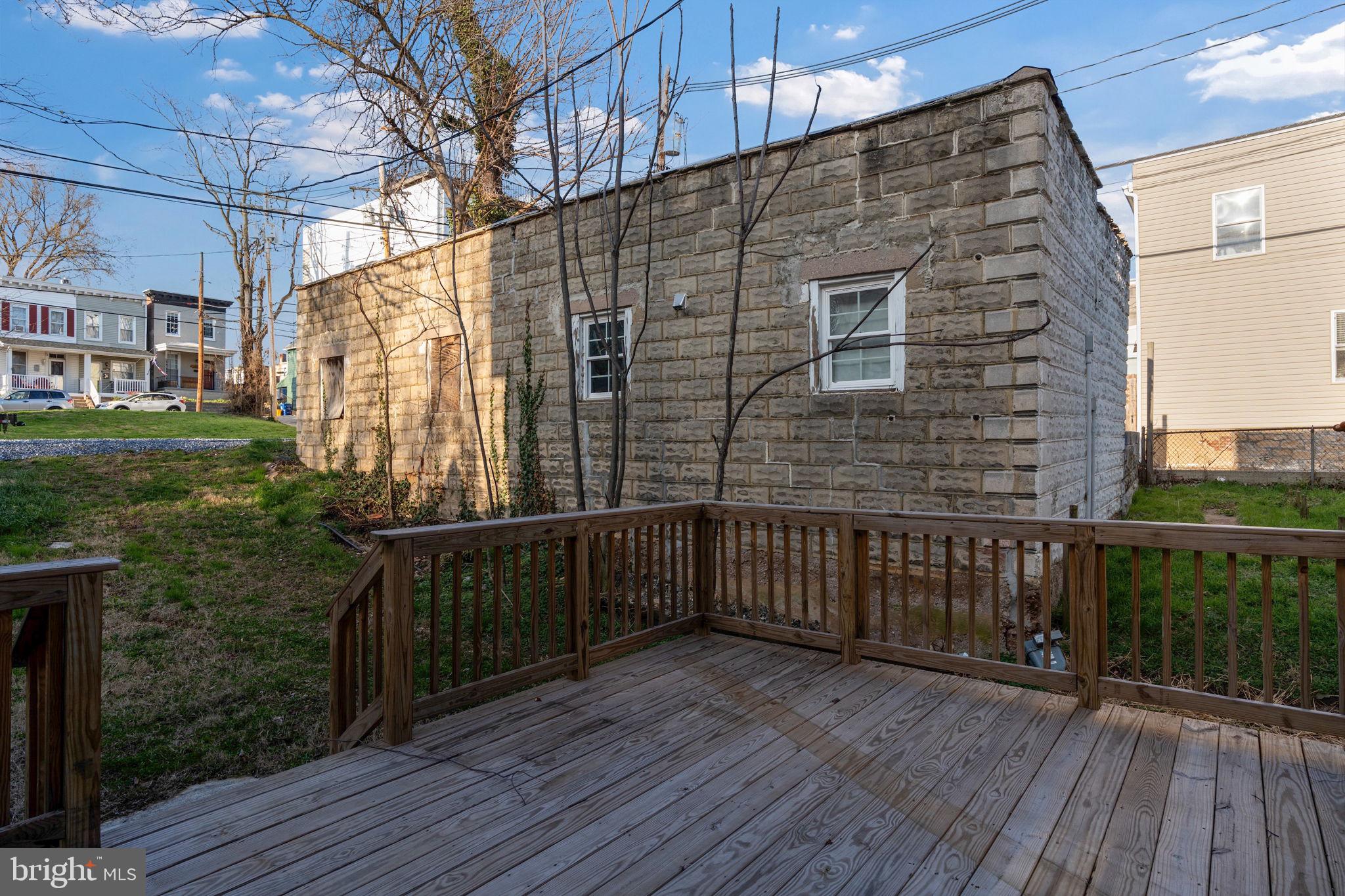 HAMPDEN HISTORIC DISTRICT - Residential