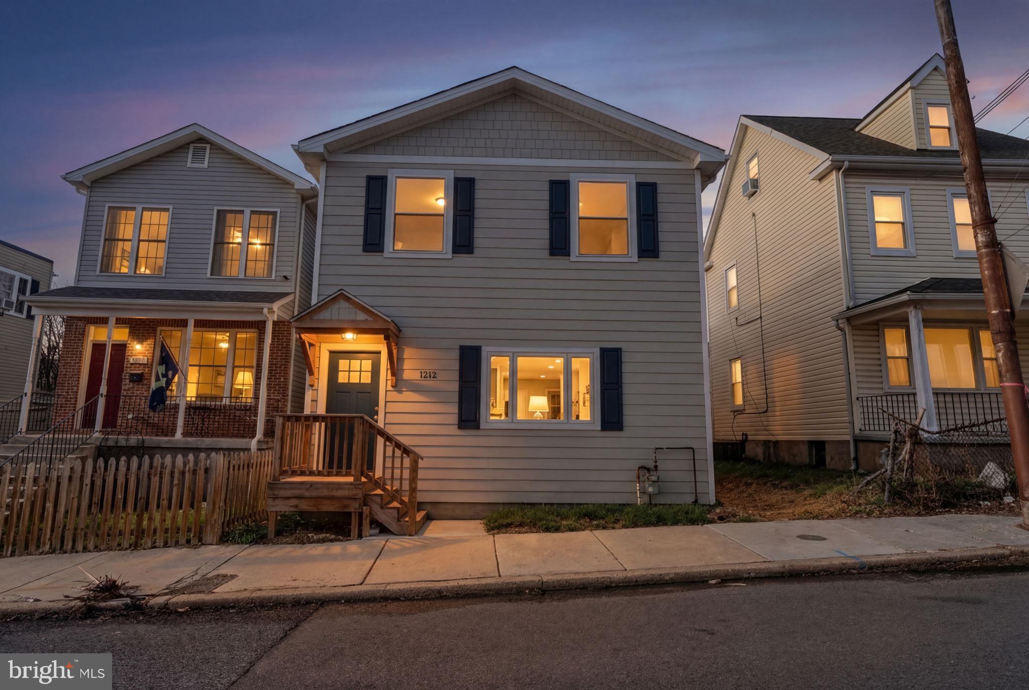 HAMPDEN HISTORIC DISTRICT - Residential