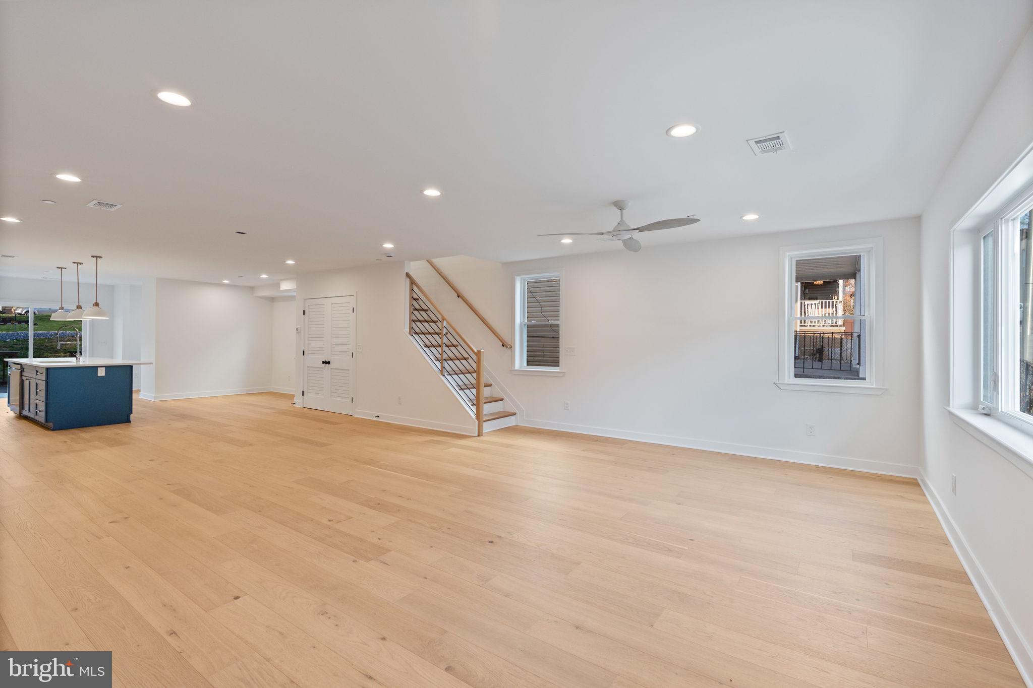 HAMPDEN HISTORIC DISTRICT - Residential