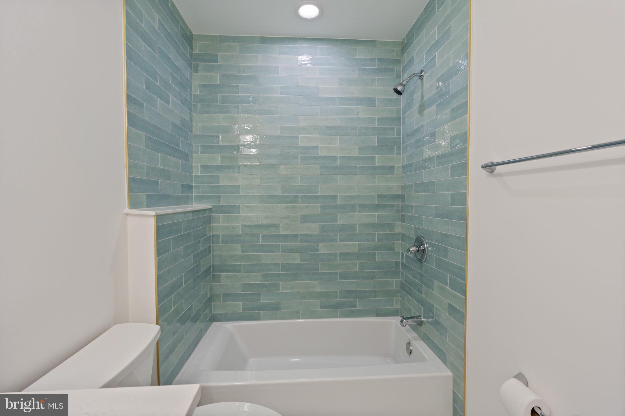 HAMPDEN HISTORIC DISTRICT - Residential