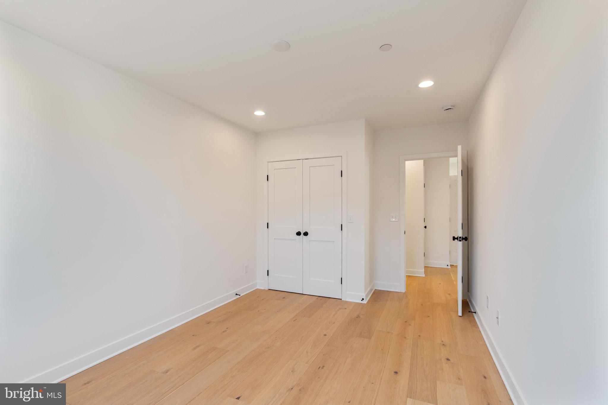 HAMPDEN HISTORIC DISTRICT - Residential