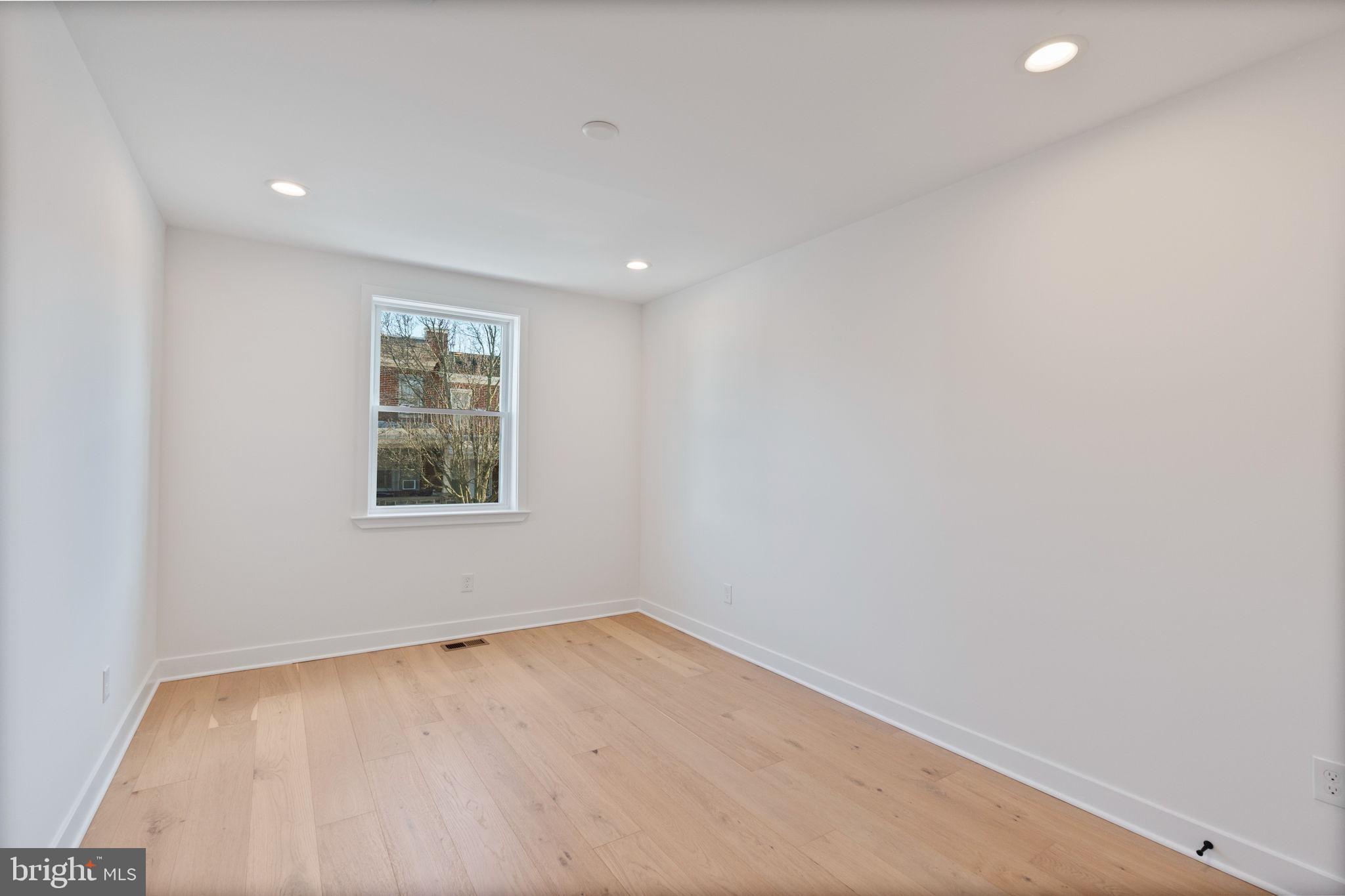 HAMPDEN HISTORIC DISTRICT - Residential