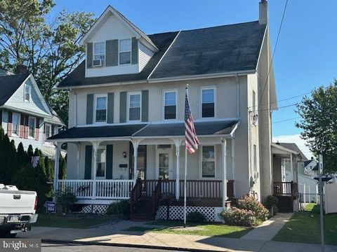 141 S 2ND STREET QUAKERTOWN PA 18951