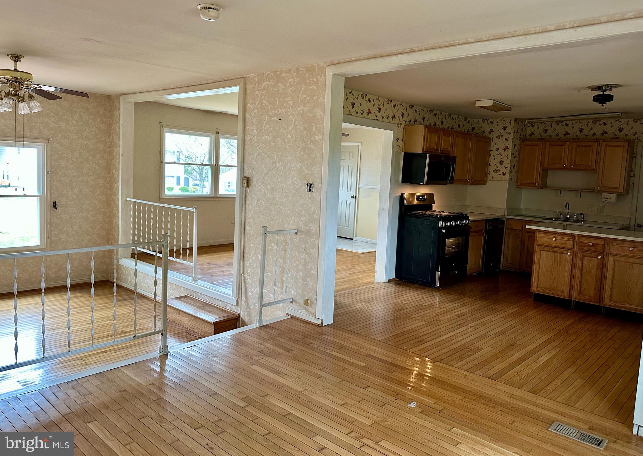 DALE CITY - Residential