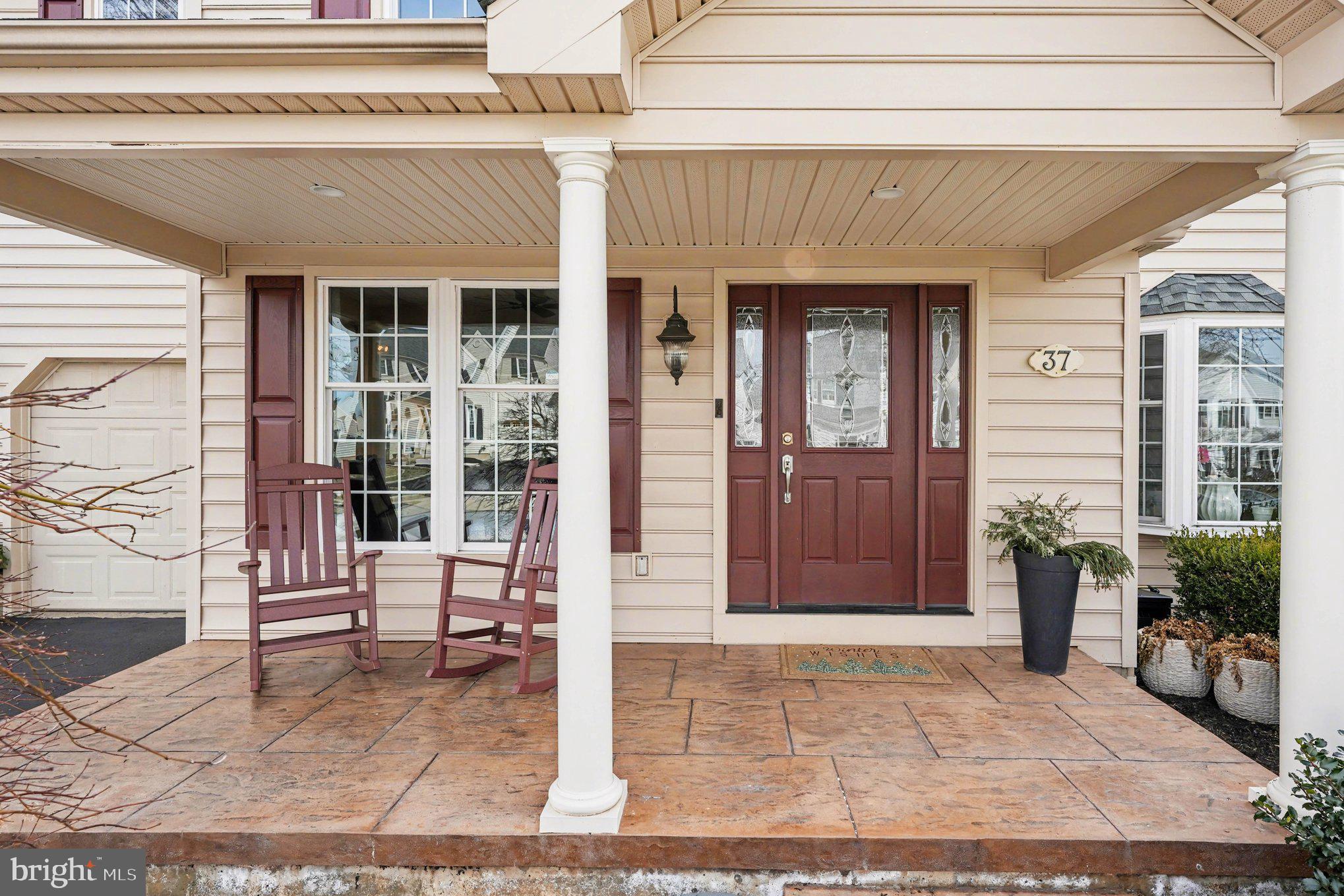 CHARLESTOWNE - Residential