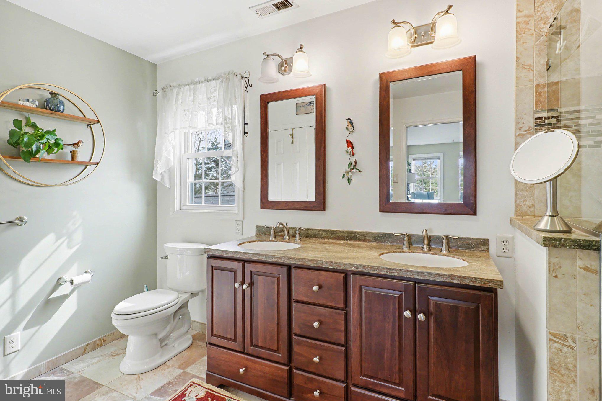 CHARLESTOWNE - Residential