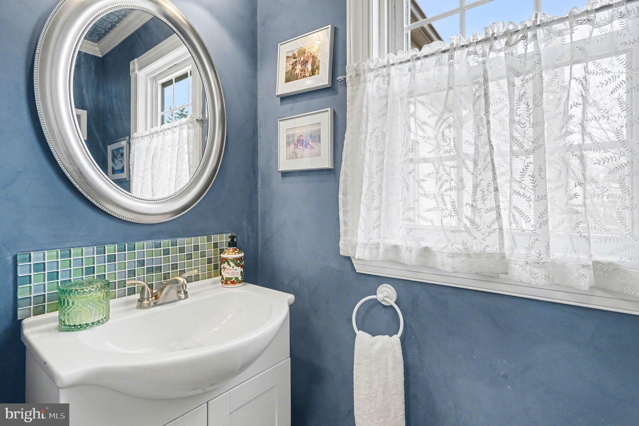 CHARLESTOWNE - Residential