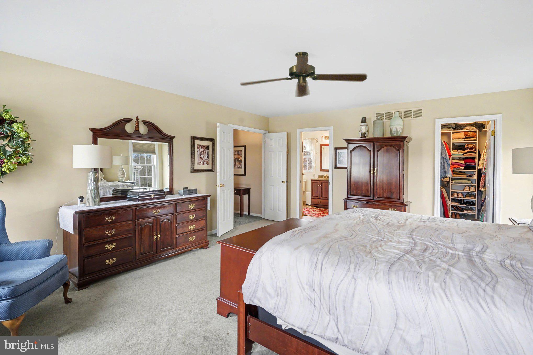 CHARLESTOWNE - Residential