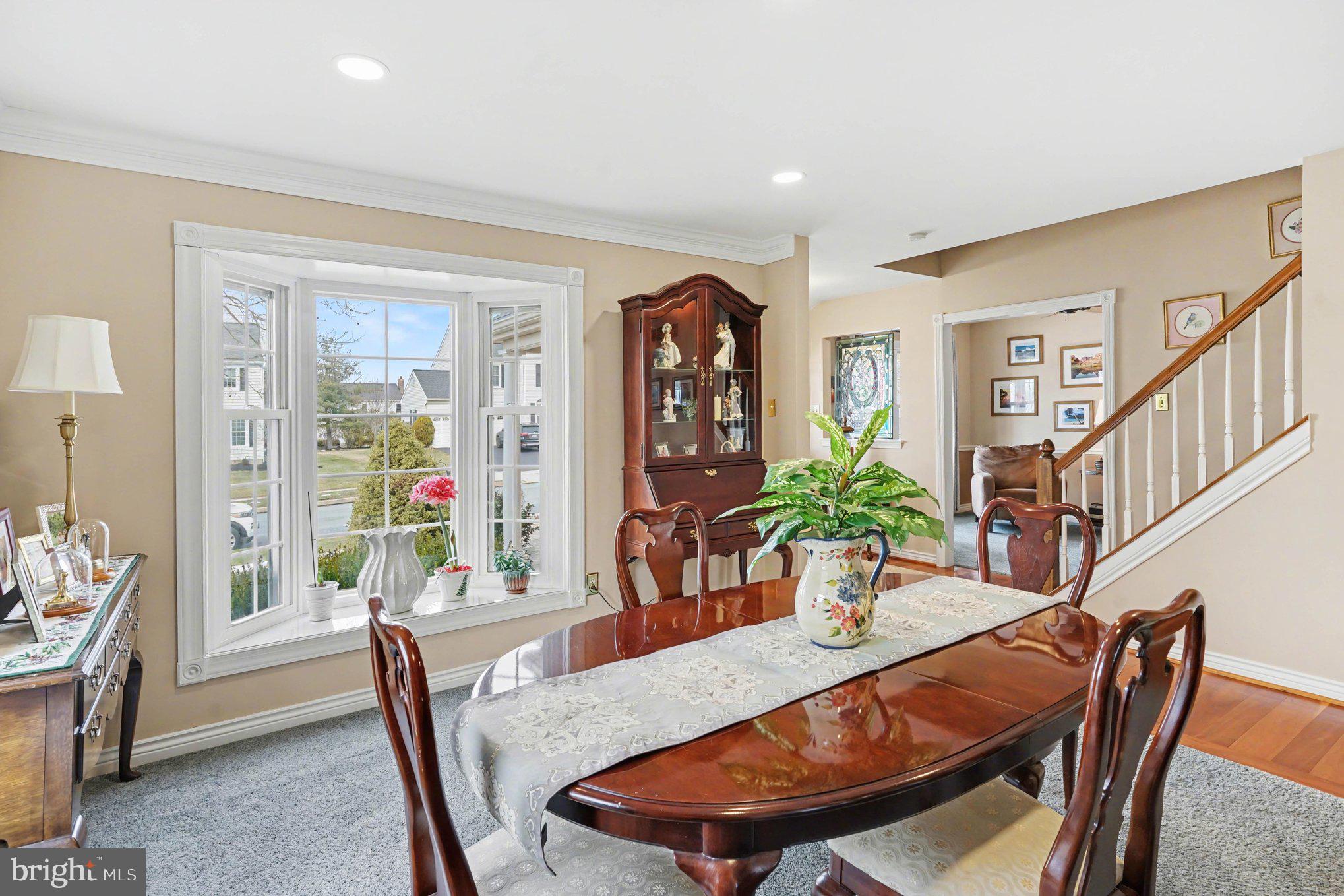 CHARLESTOWNE - Residential