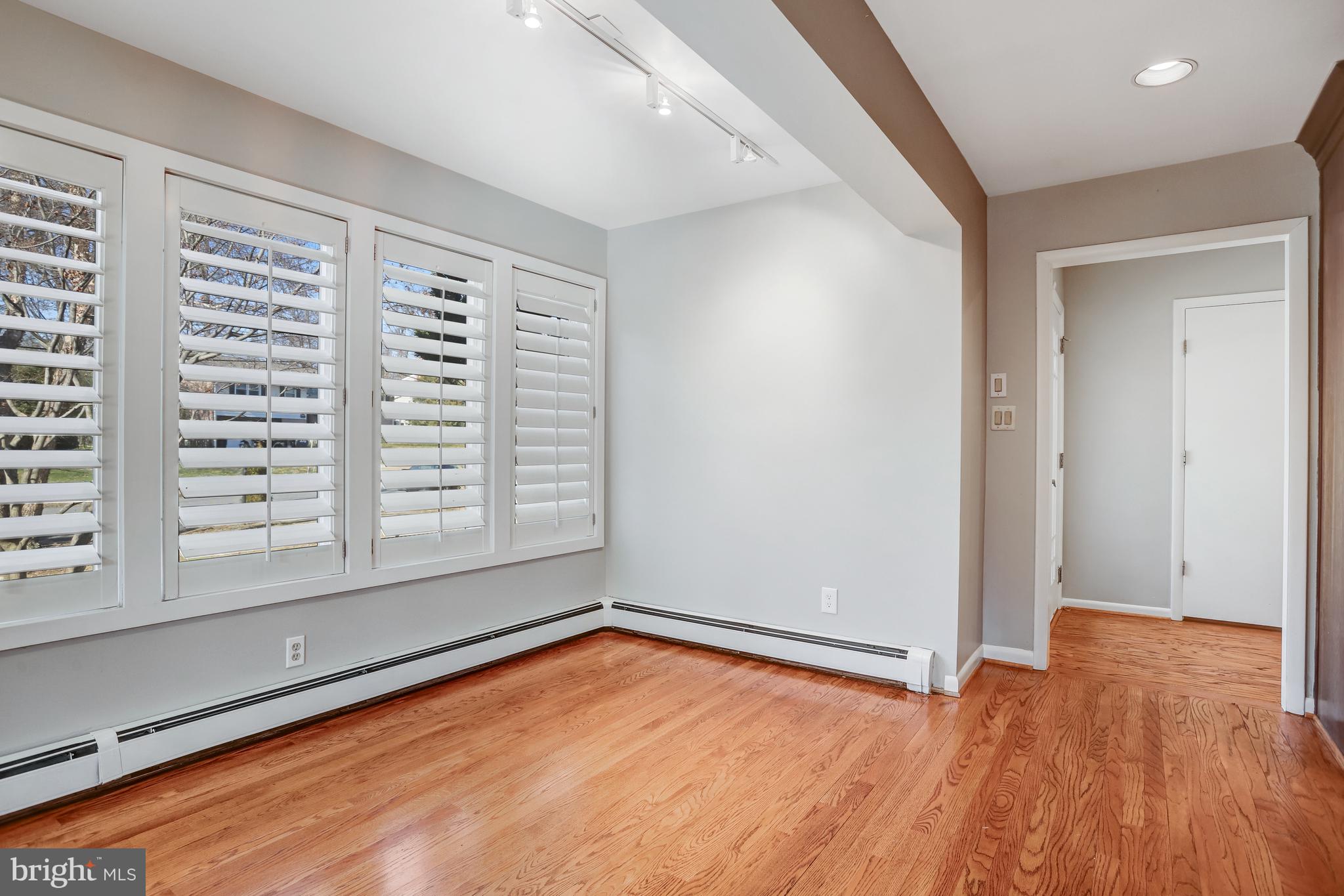 FALLS HILL - Residential Lease