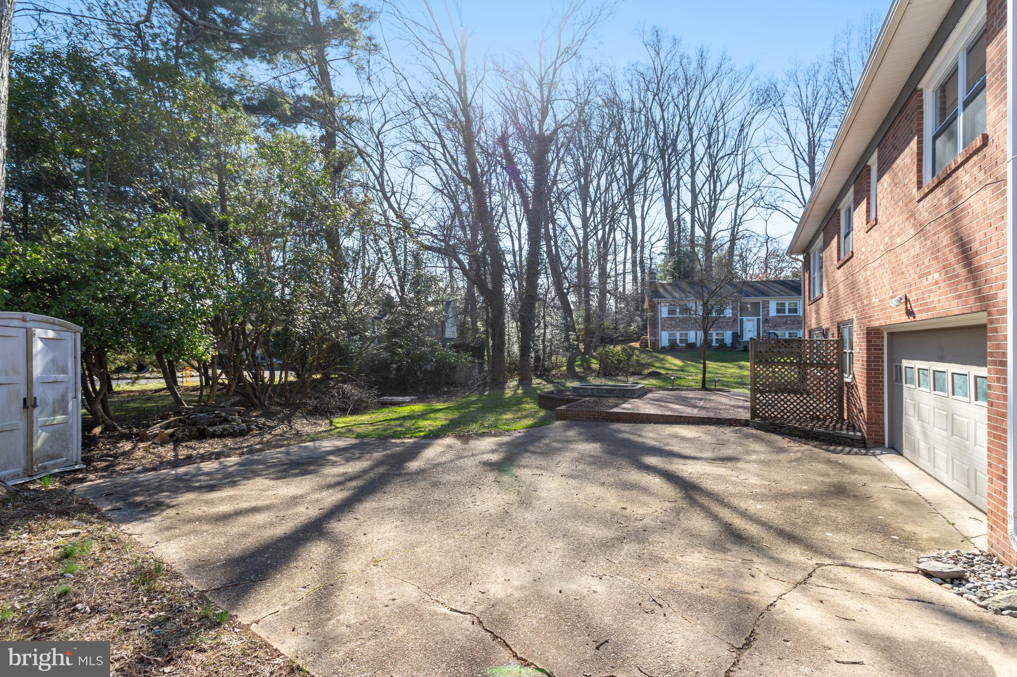 FALLS HILL - Residential Lease