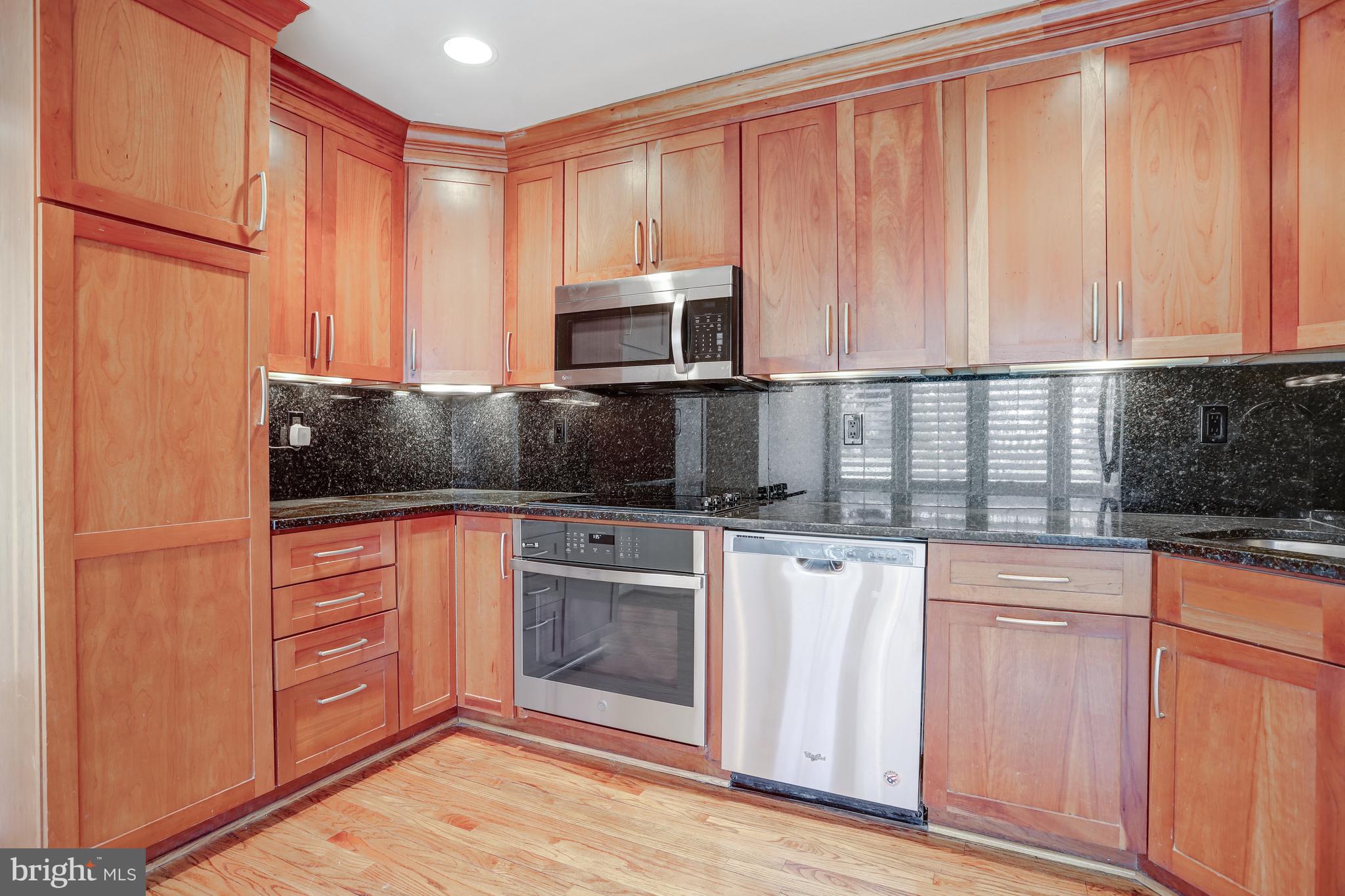 FALLS HILL - Residential Lease