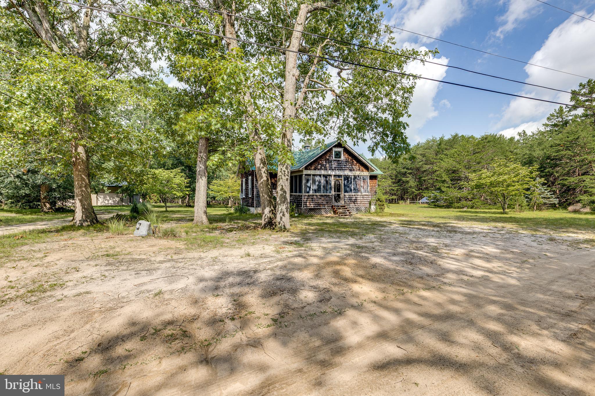 7 BEEBE LANE 9