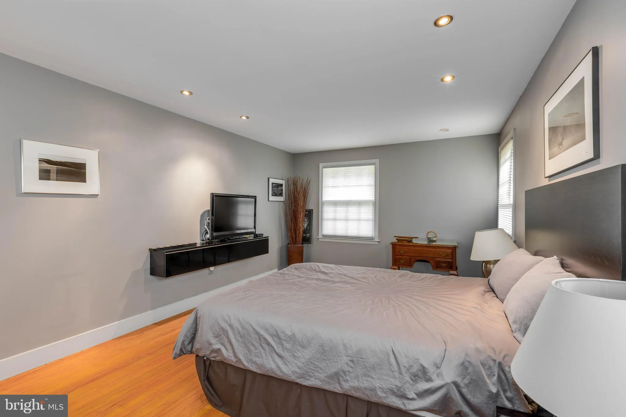 Glenside, Pennsylvania 19038, United States, 4 Bedrooms Bedrooms, ,3 BathroomsBathrooms,Residential,Coming Soon,193983