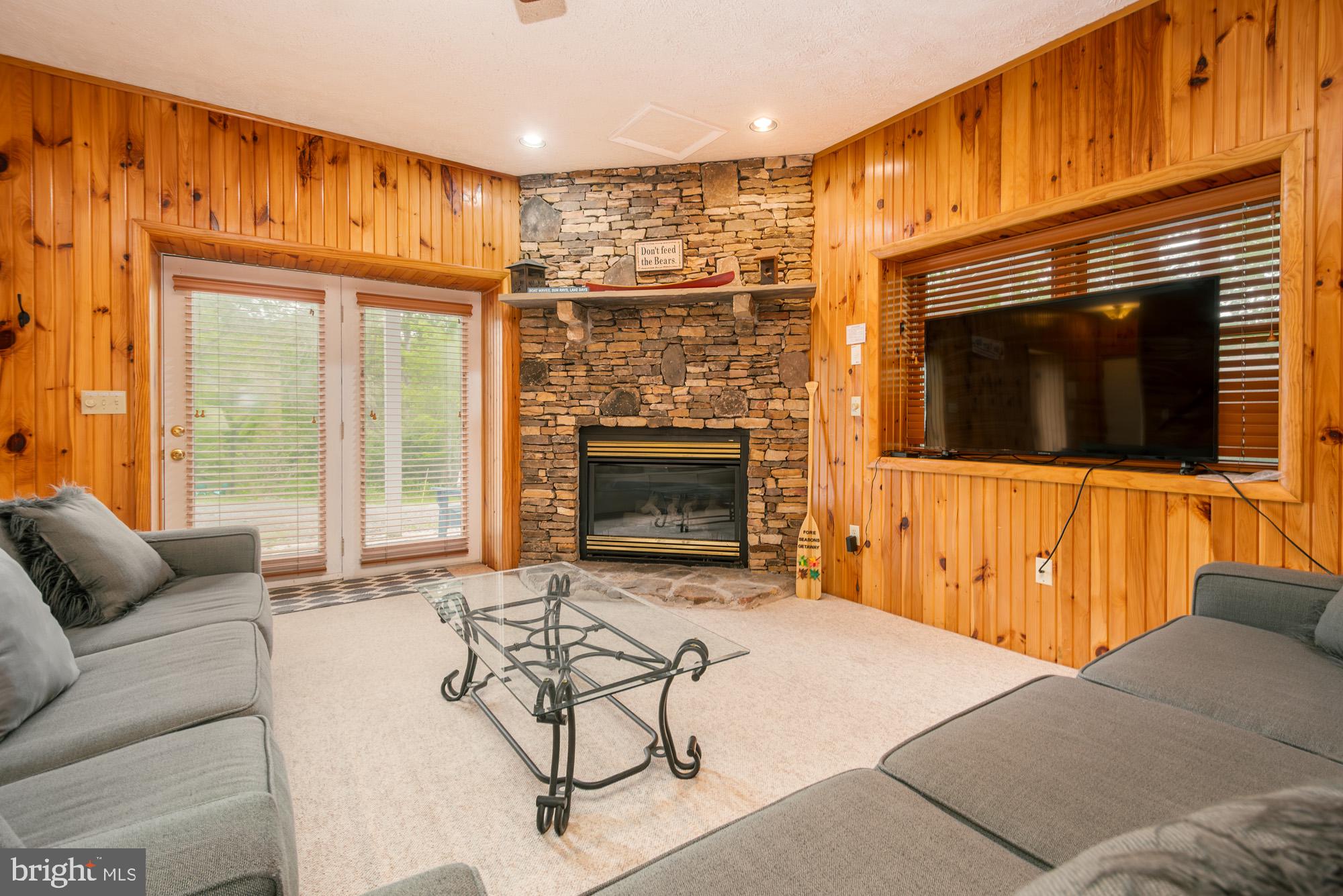 THE GREENS AT WISP - Residential