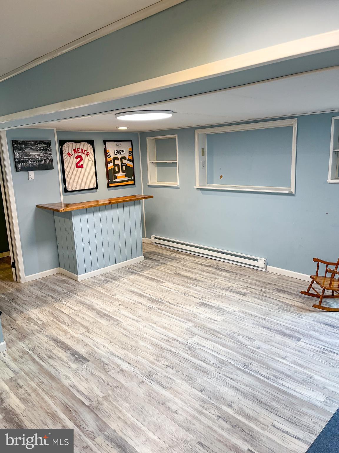 NORTHRIDGE - Residential