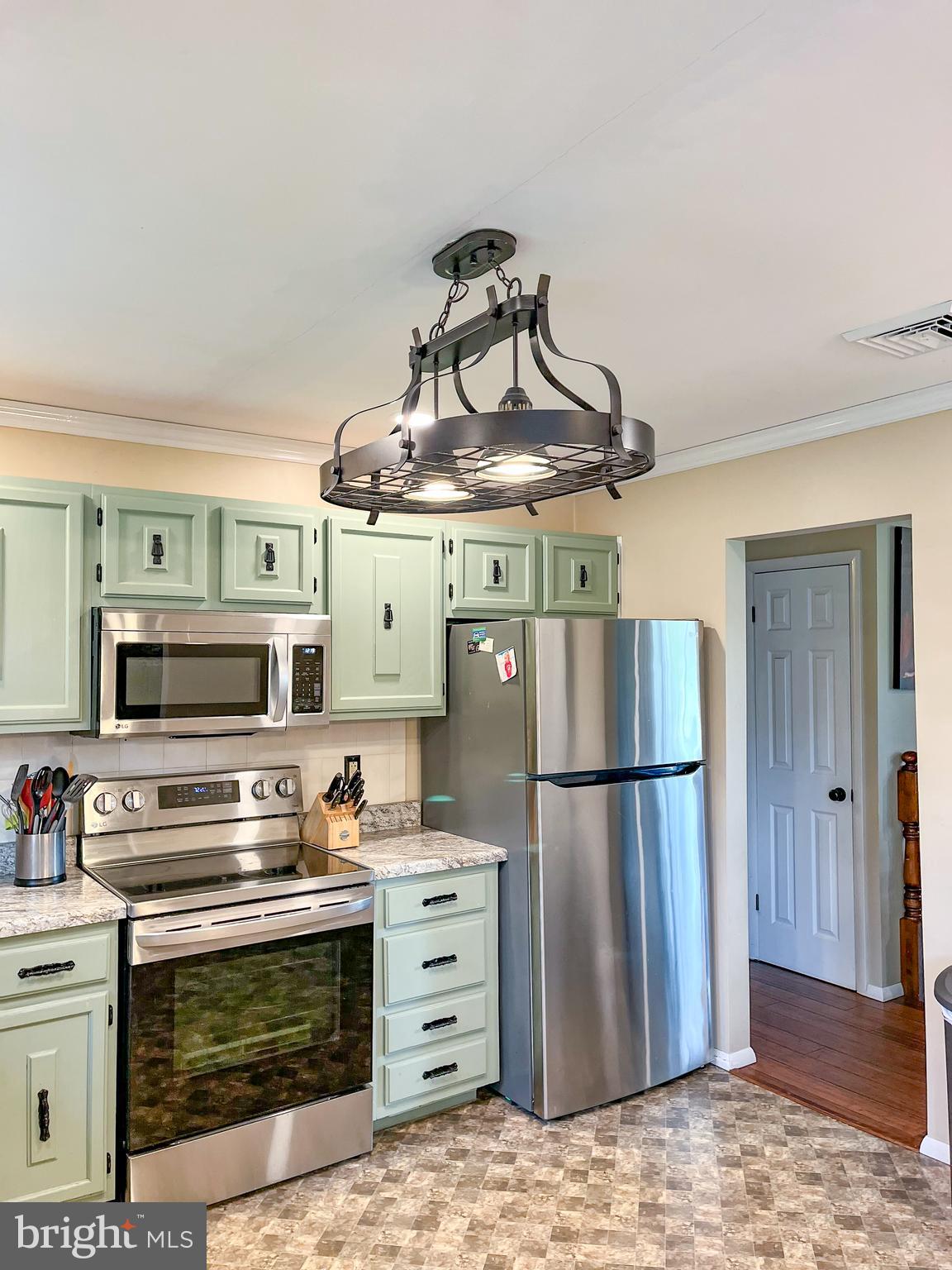 NORTHRIDGE - Residential