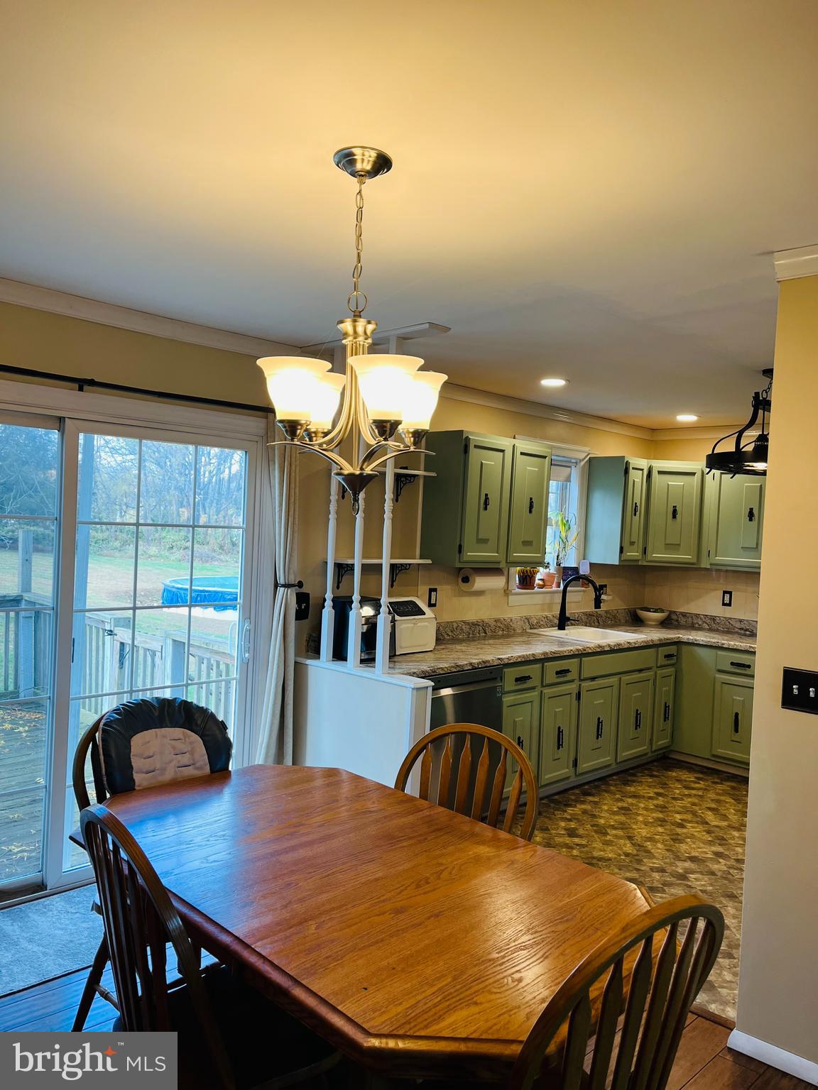 NORTHRIDGE - Residential