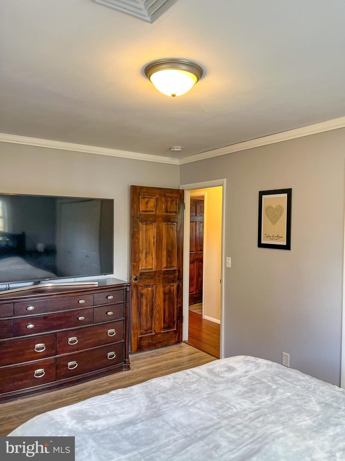 NORTHRIDGE - Residential