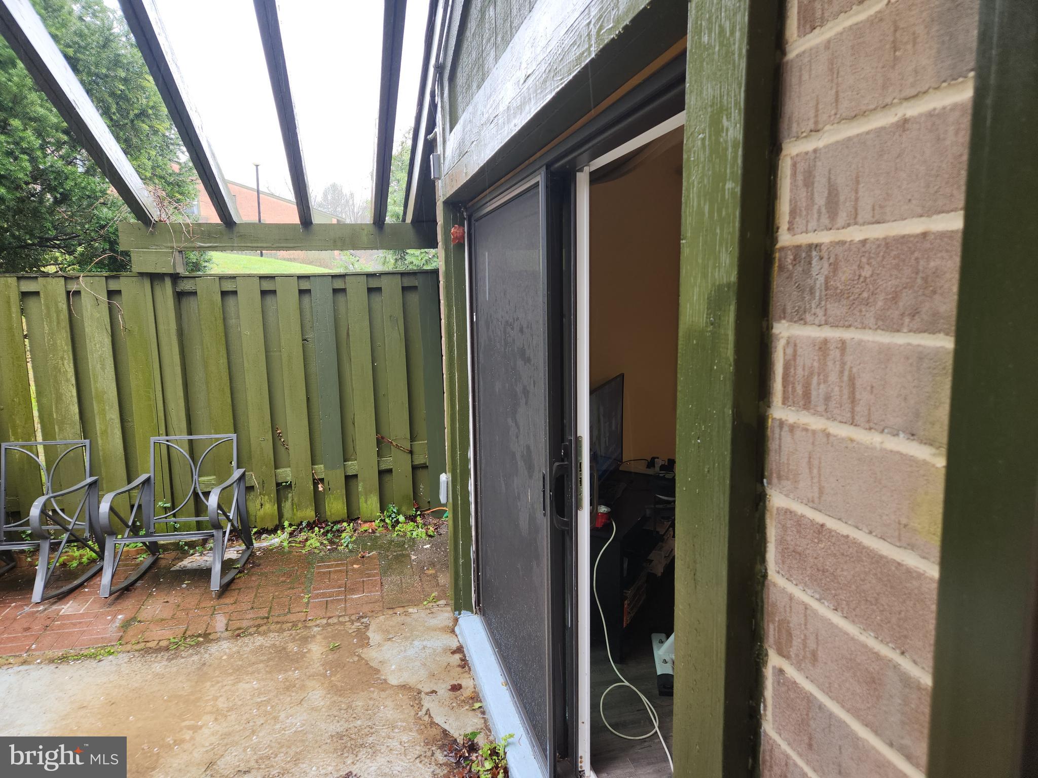 VILLAGE OF OAKLAND MILLS - Residential