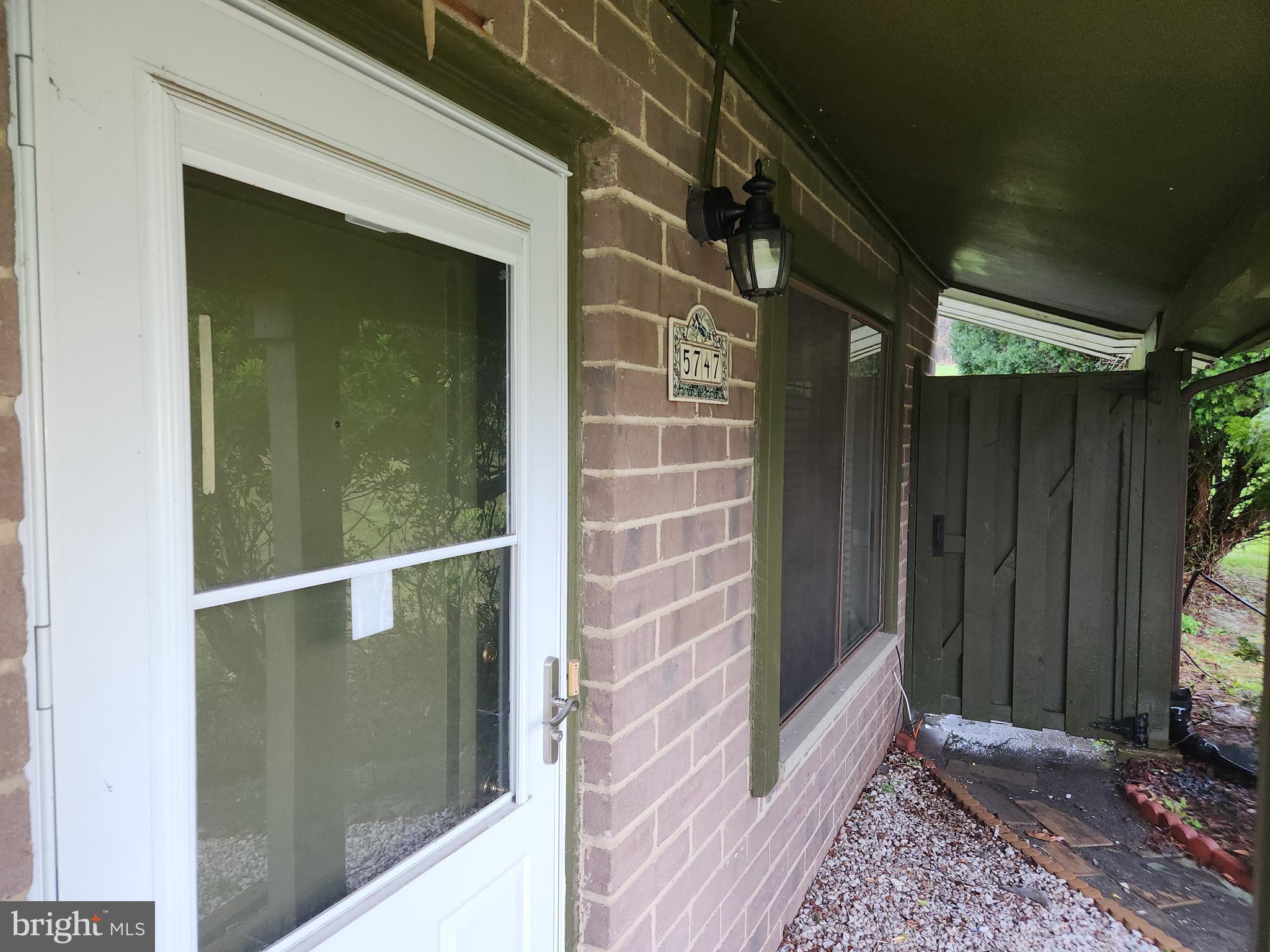 VILLAGE OF OAKLAND MILLS - Residential