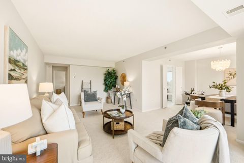 Condo For Sale - 3330 N Leisure World Boulevard #5-627<br/> SILVER SPRING, MD 20906