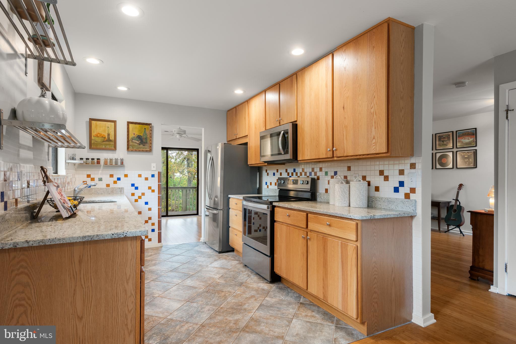 LYNETREE - Residential