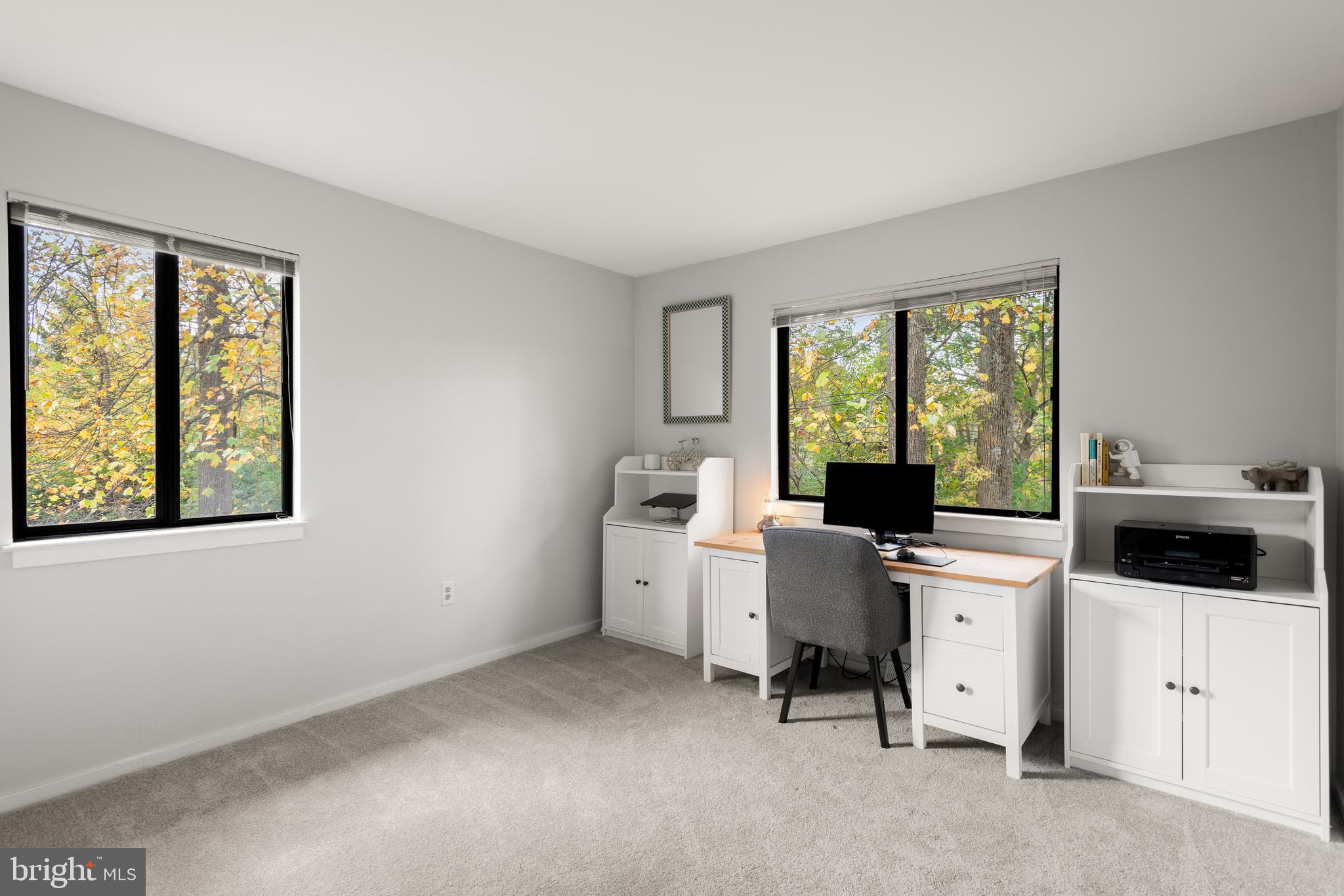 LYNETREE - Residential