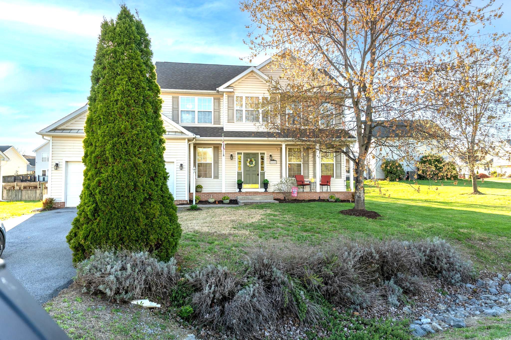 CRESTFIELD - Residential