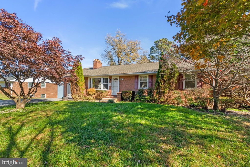 Photo of 6819 Ridge Road, MARRIOTTSVILLE, MD 21104 (MLS # MDCR2030790)