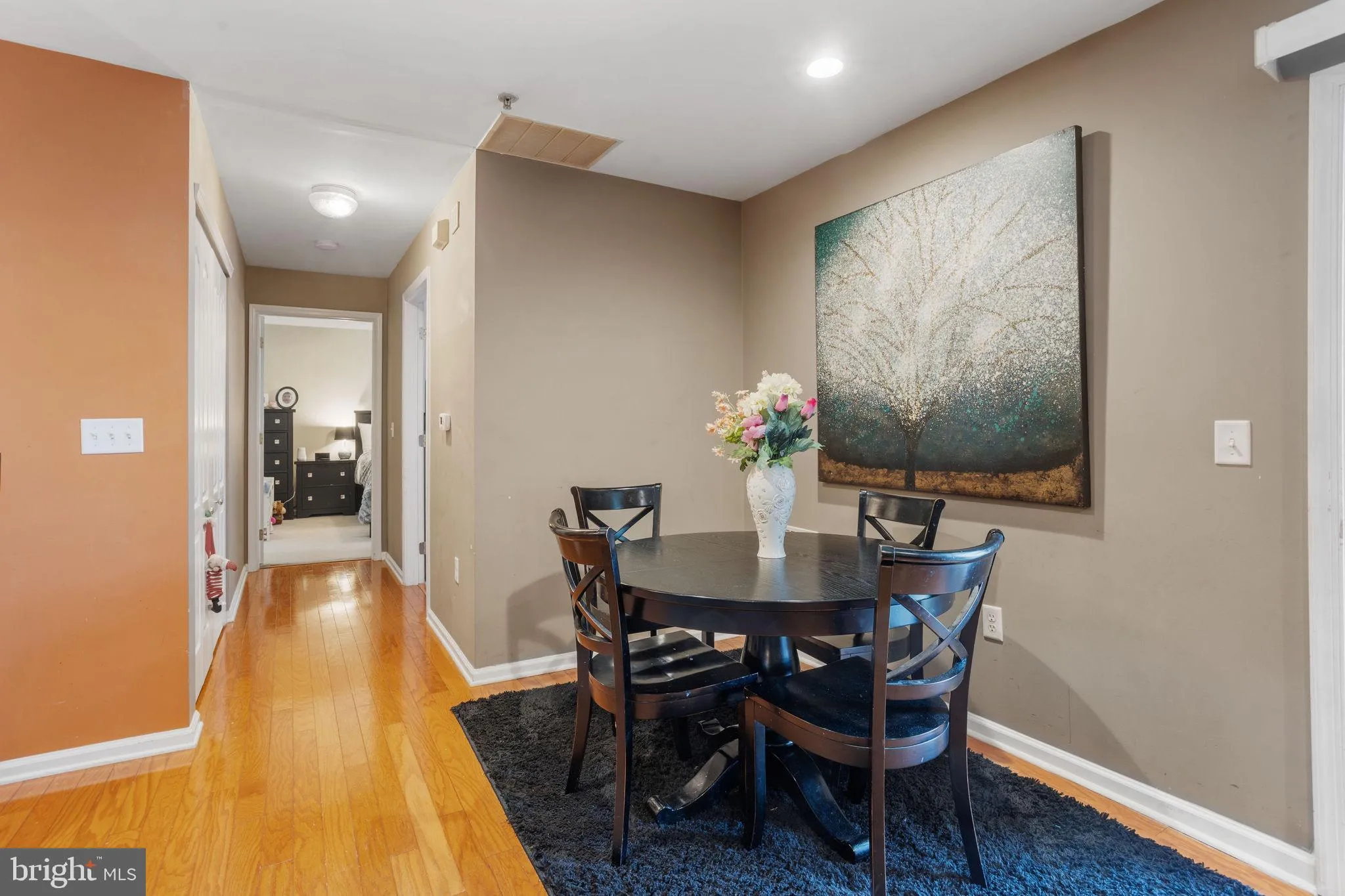 Delran, New Jersey 08075, United States, 3 Bedrooms Bedrooms, ,2 BathroomsBathrooms,Residential,Contingent,124488