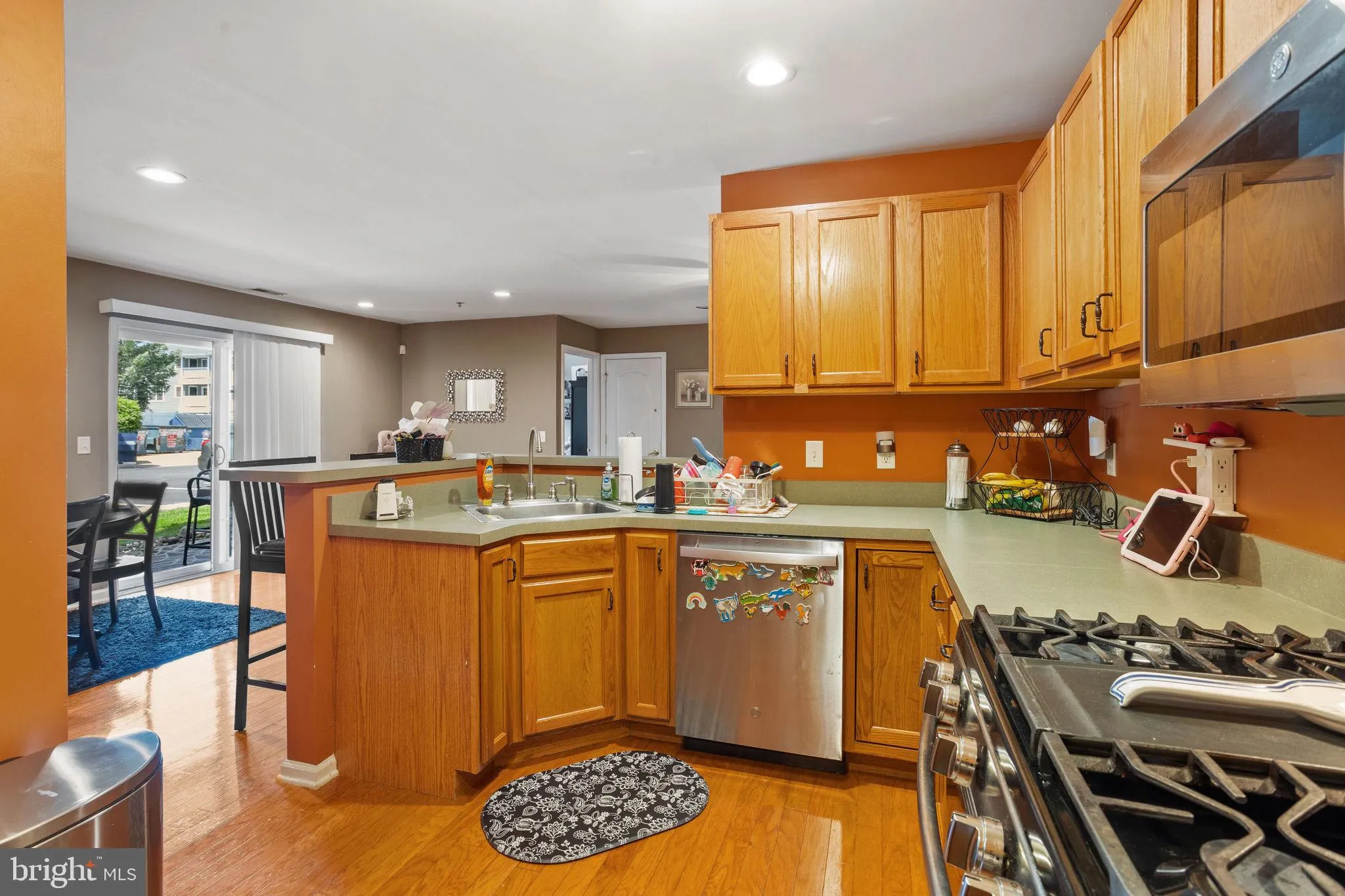 Delran, New Jersey 08075, United States, 3 Bedrooms Bedrooms, ,2 BathroomsBathrooms,Residential,Contingent,124488