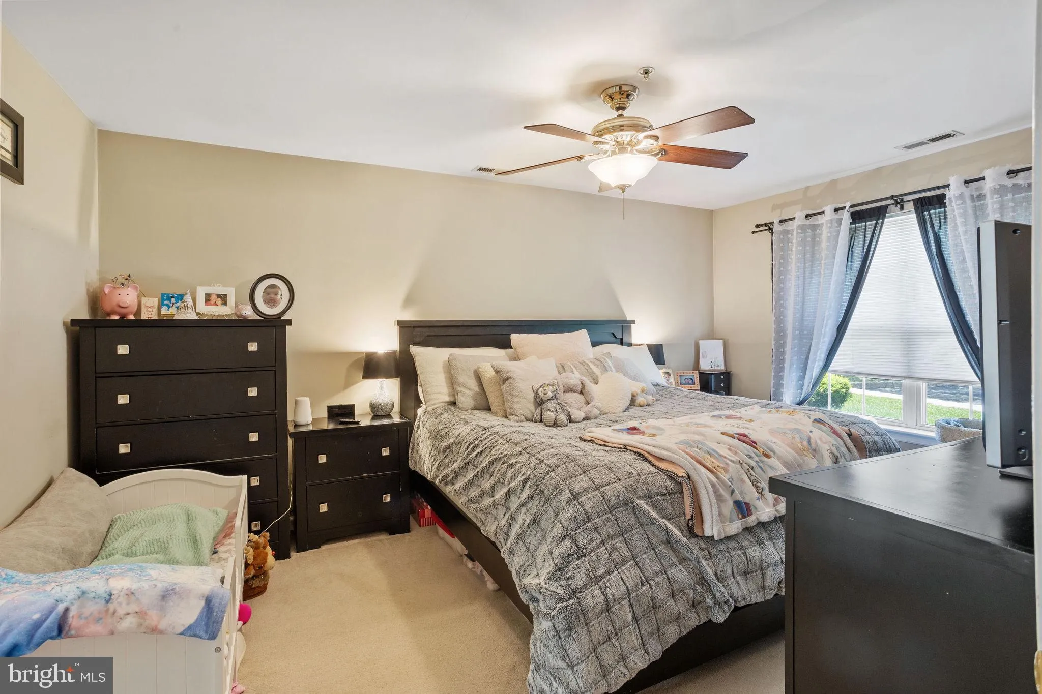 Delran, New Jersey 08075, United States, 3 Bedrooms Bedrooms, ,2 BathroomsBathrooms,Residential,Contingent,124488