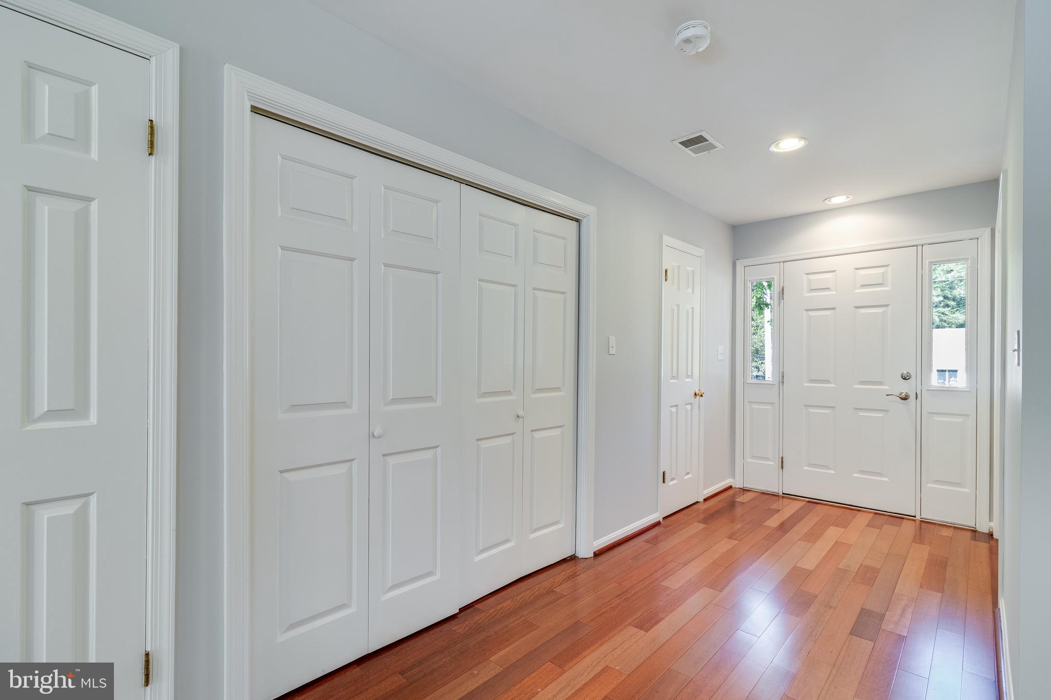 COVE POINT - Residential