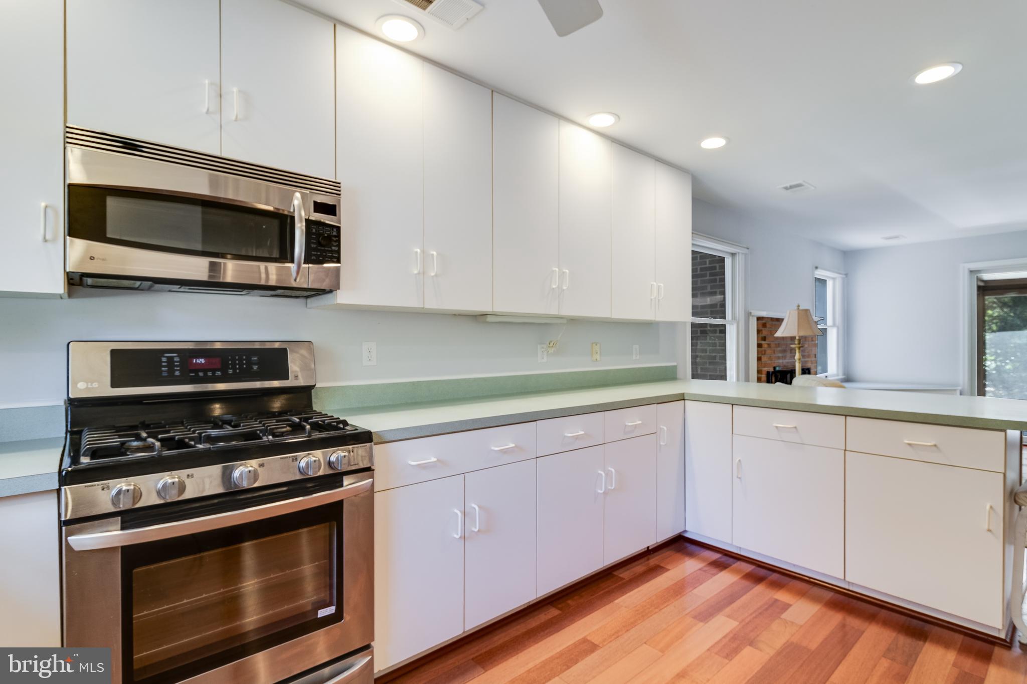 COVE POINT - Residential