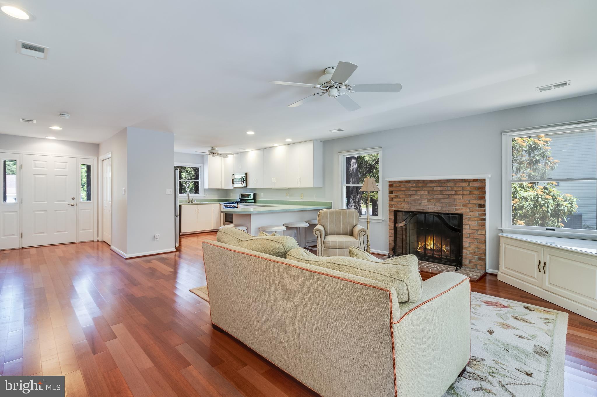 COVE POINT - Residential