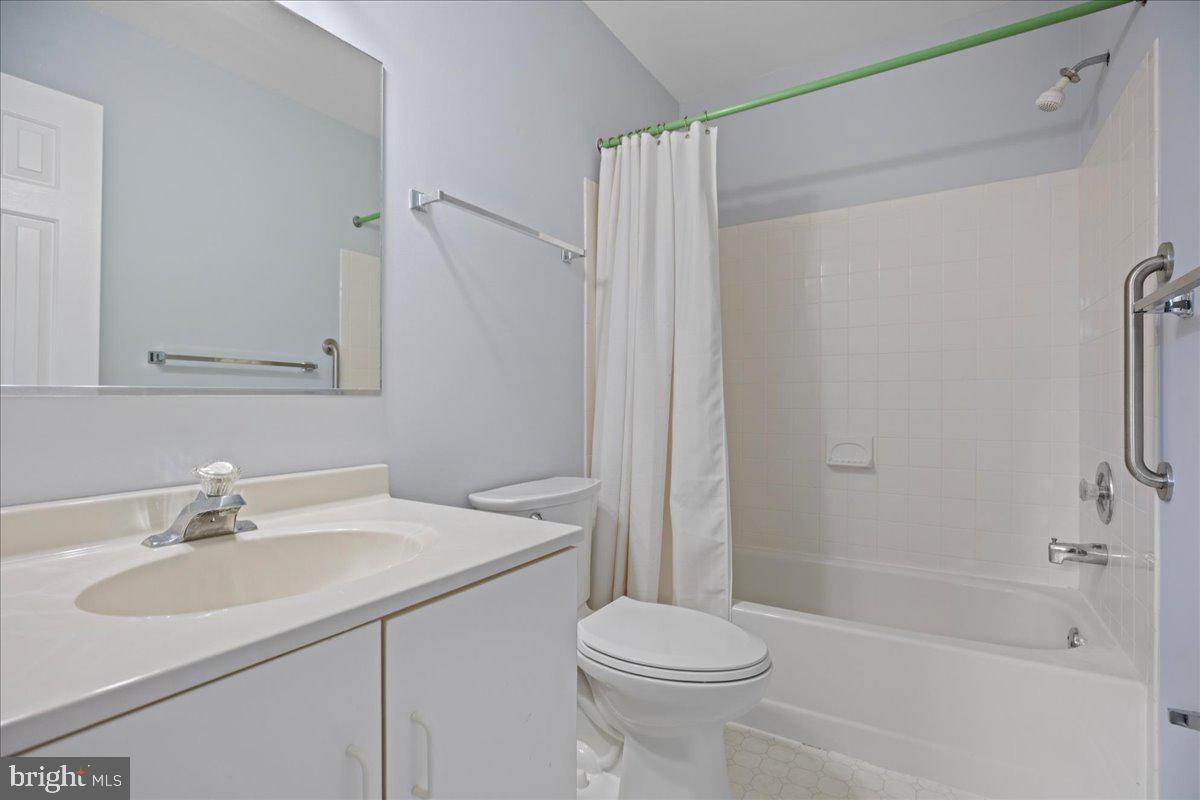 COVE POINT - Residential