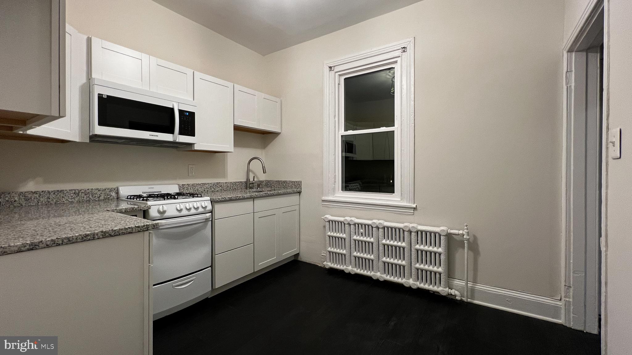 ELKINS PARK - Residential Lease