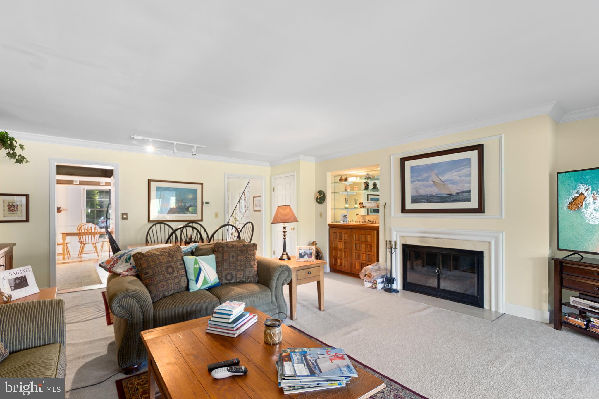 QUAIL HOLLOW - Residential