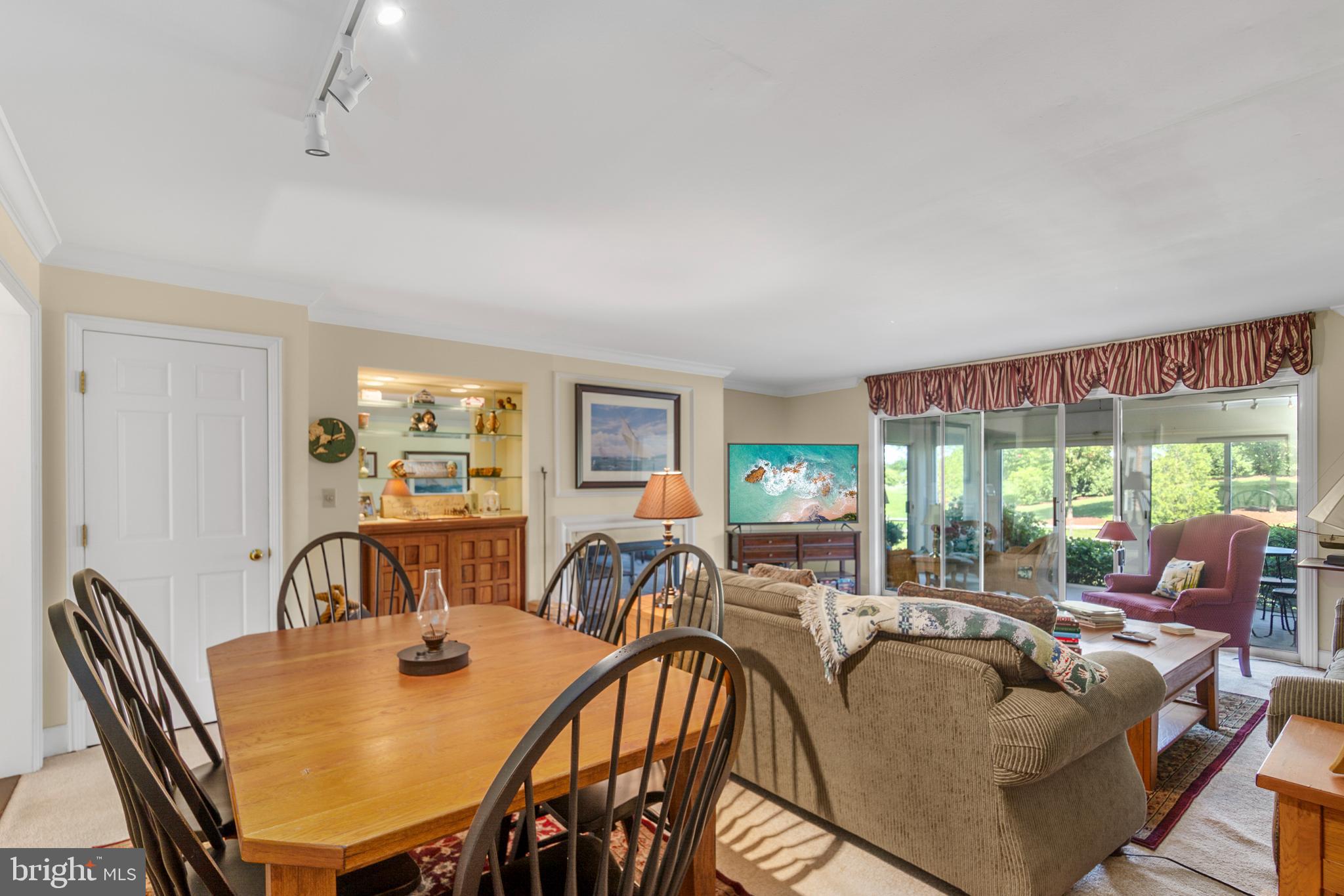 QUAIL HOLLOW - Residential