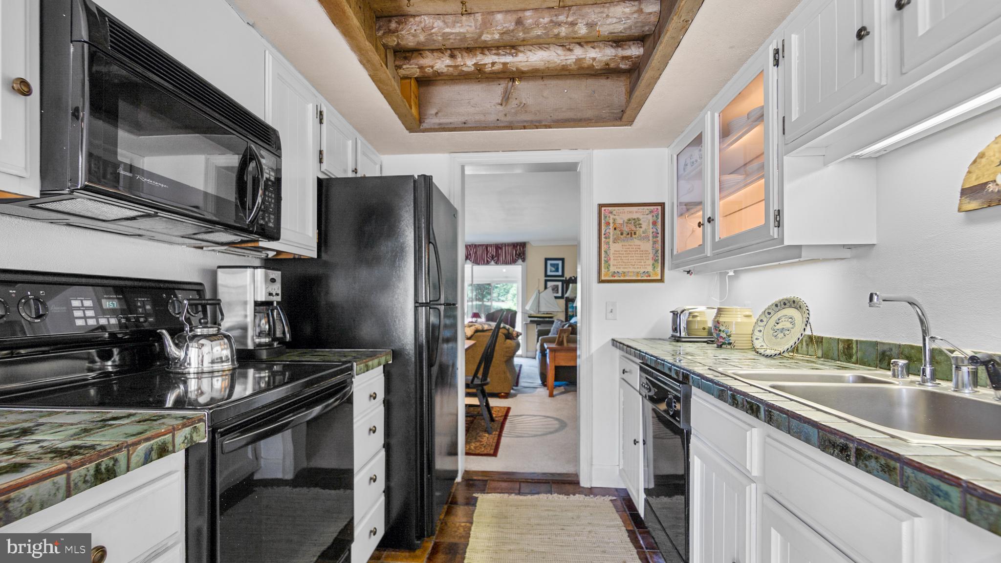 QUAIL HOLLOW - Residential