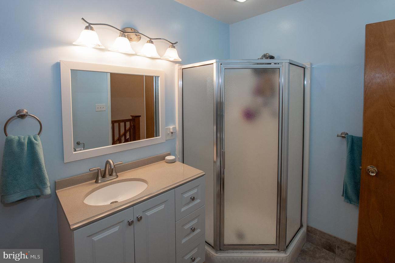 GIRARD ESTATES - Residential