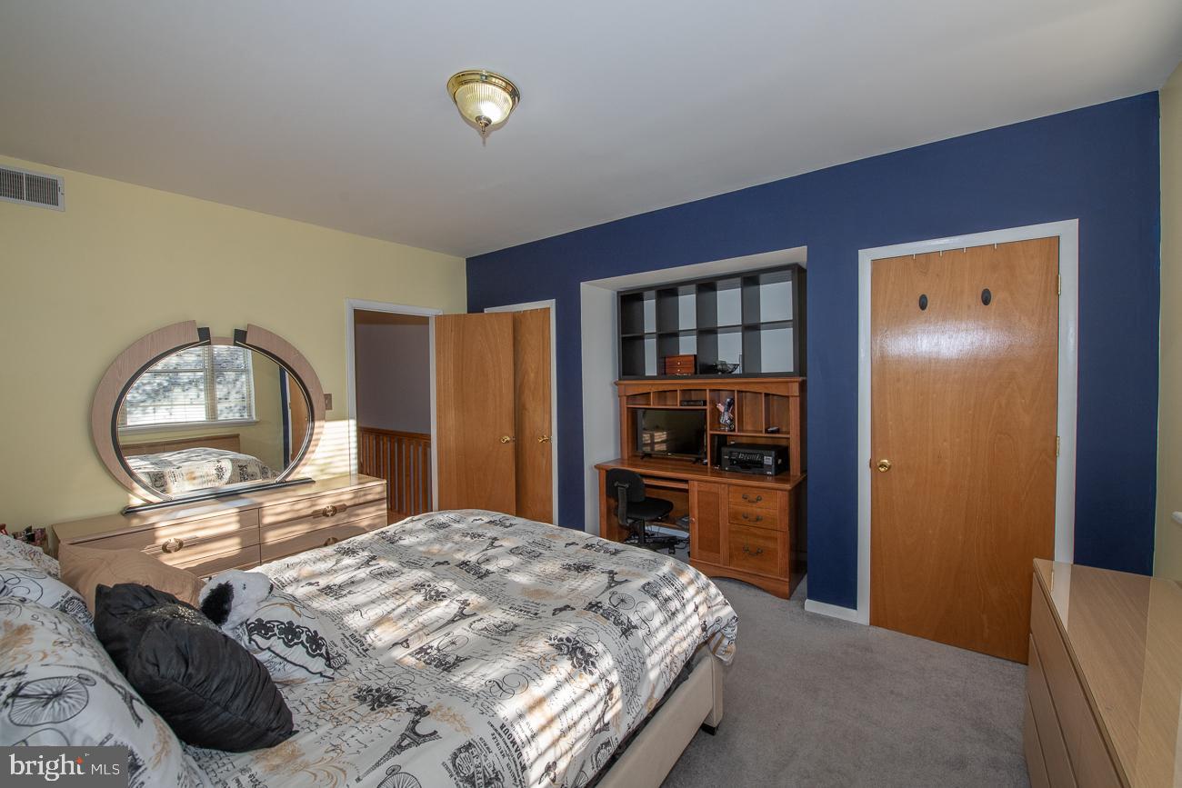 GIRARD ESTATES - Residential