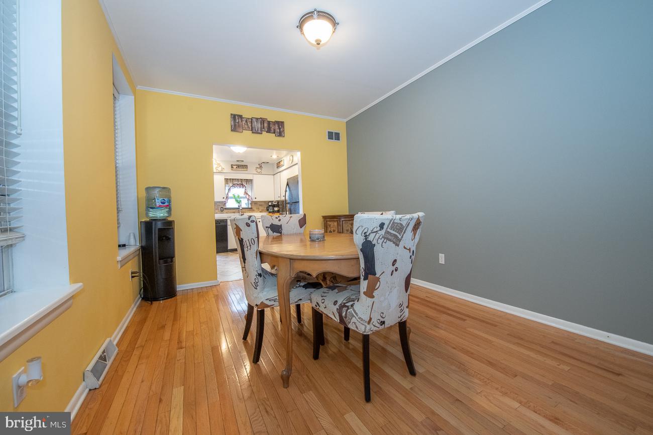 GIRARD ESTATES - Residential