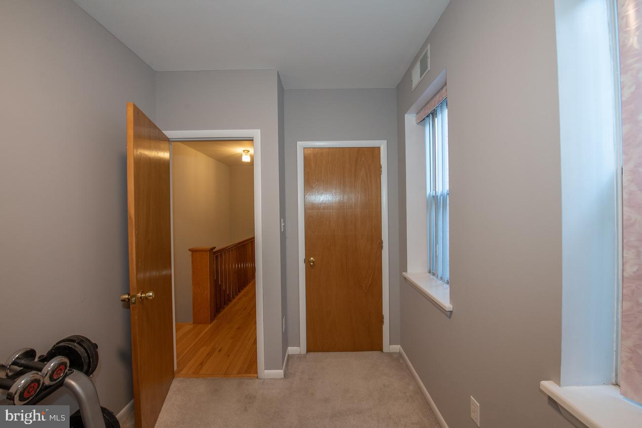 GIRARD ESTATES - Residential