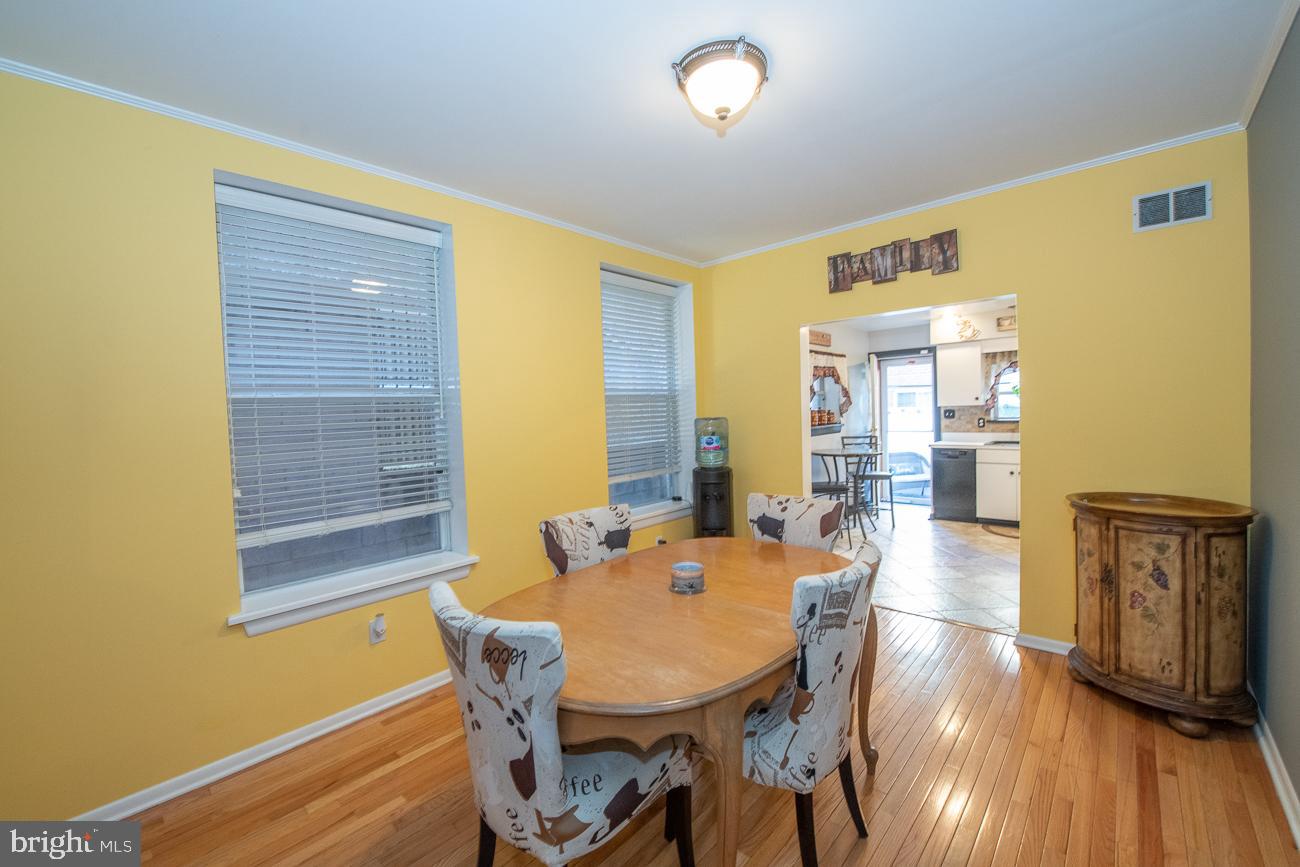 GIRARD ESTATES - Residential