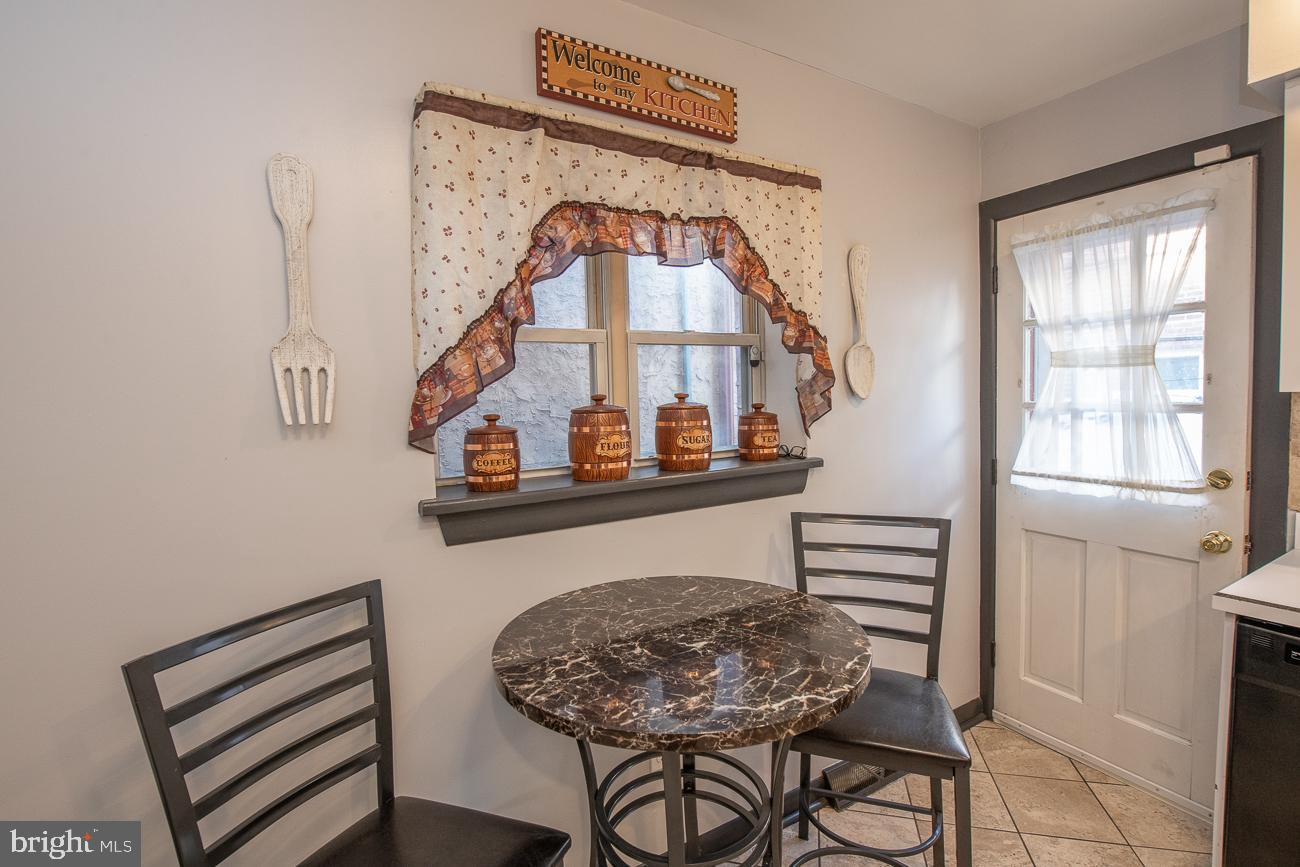 GIRARD ESTATES - Residential