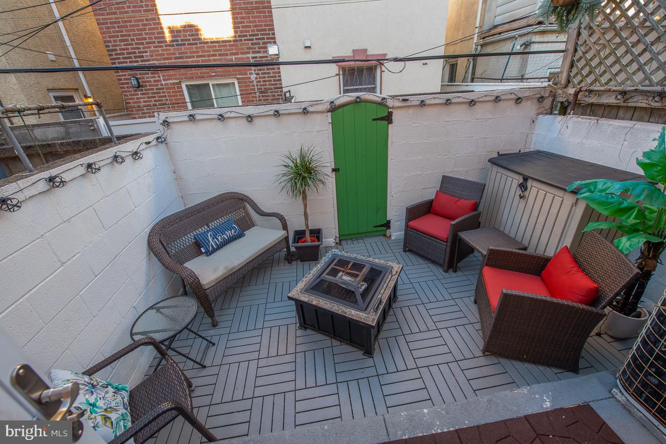 GIRARD ESTATES - Residential